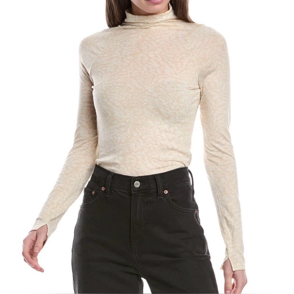 rag & bone Tops - NEW RAG & BONE BEIGE PRINTED LONG SLEEVE TOP